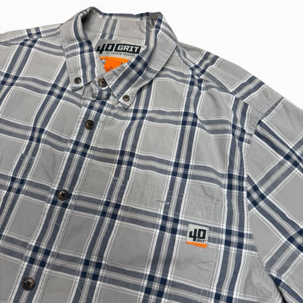 Duluth Trading 40 Grit Shirt Men's XL Gray Button Up Short Sleeve Plaid